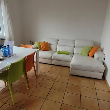 Casa Festivity Apartman Locarno
